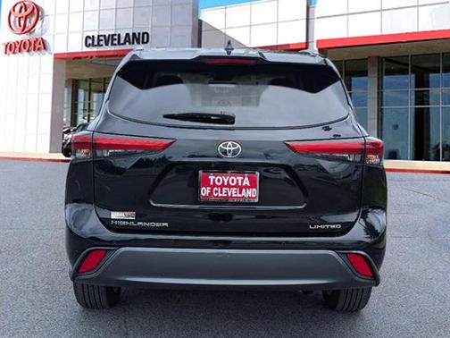 2022 Toyota Highlander Limited