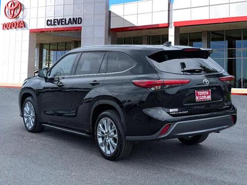 2022 Toyota Highlander Limited