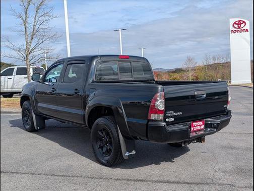 2015 Toyota Tacoma Base