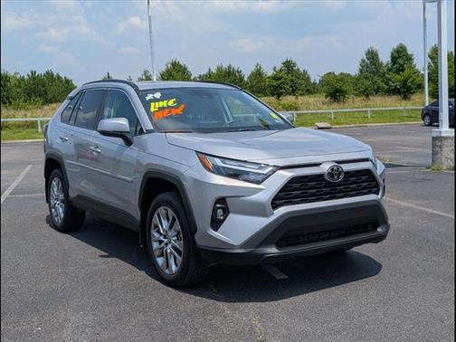 2024 Toyota RAV4 XLE Premium