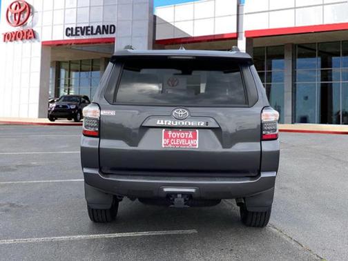 2022 Toyota 4Runner SR5