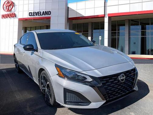 2024 Nissan Altima SR FWD