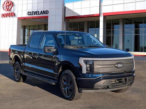 2024 Ford F-150 Lightning XLT