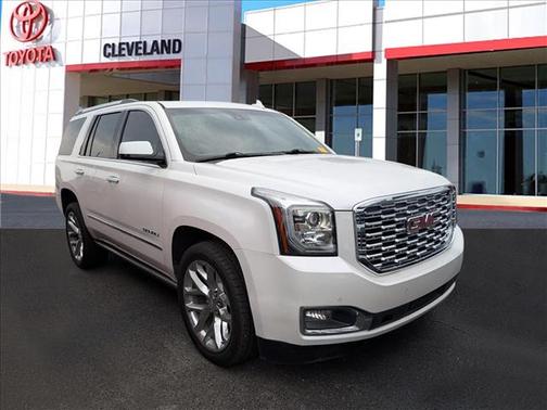 White Frost Tricoat 2019 GMC Yukon Denali