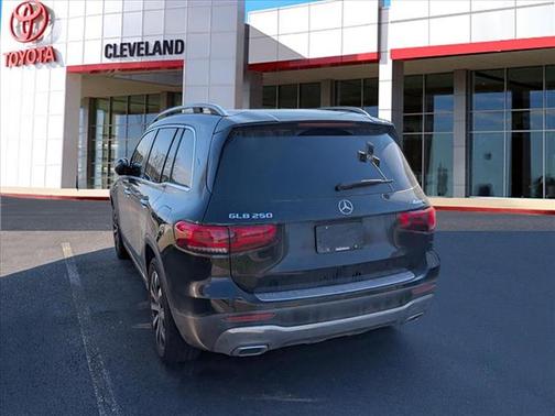 2022 Mercedes-Benz GLB 250 4MATIC