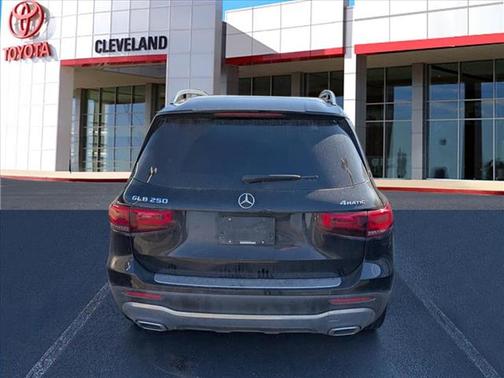 2022 Mercedes-Benz GLB 250 4MATIC