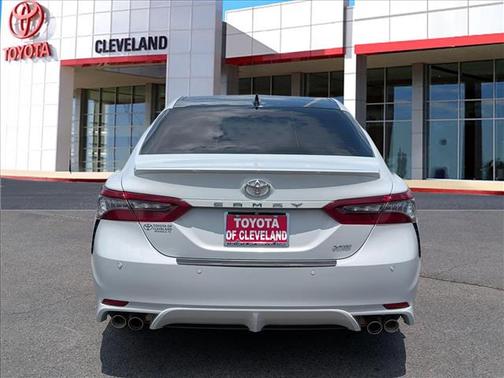 Ice Edge 2022 Toyota Camry XSE