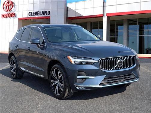 2022 Volvo XC60 B5 Inscription