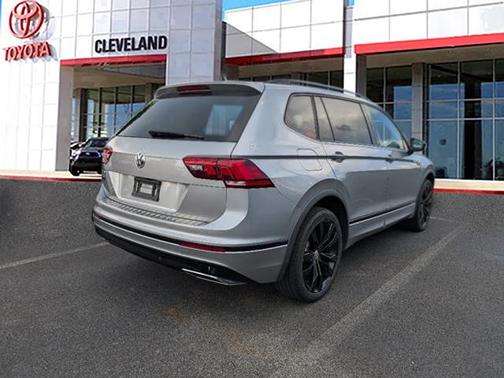 2020 Volkswagen Tiguan 2.0T SE R-Line Black