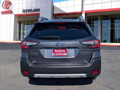 2025 Subaru Outback Touring XT