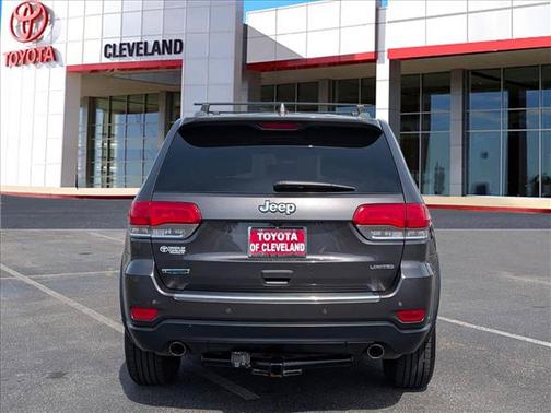 Granite Crystal Metallic Clearcoat 2018 Jeep Grand Cherokee Limited