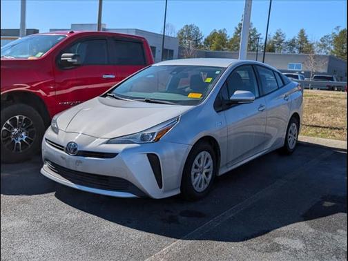 2021 Toyota Prius L
