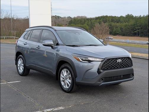 2024 Toyota Corolla Cross LE