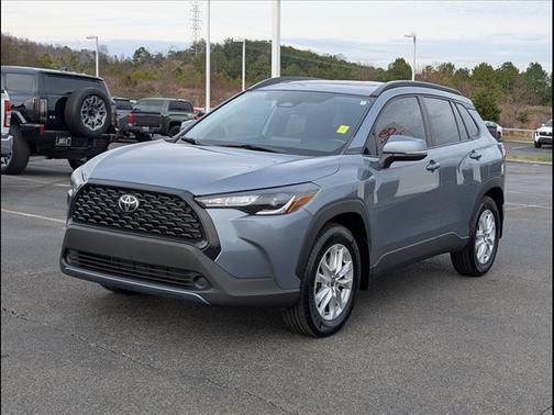 2024 Toyota Corolla Cross LE