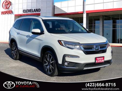 2022 Honda Pilot Touring 8-Passenger