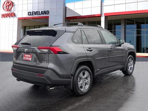 2025 Toyota RAV4 Hybrid XLE