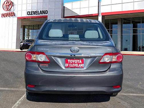 2011 Toyota Corolla LE