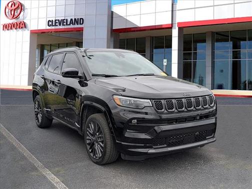 Diamond Black Crystal Pearlcoat 2023 Jeep Compass High Altitude
