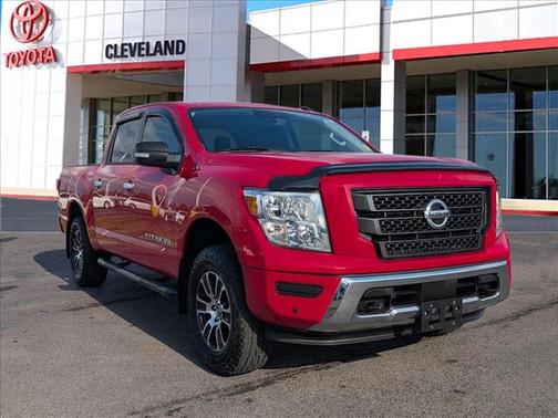 2020 Nissan Titan SV