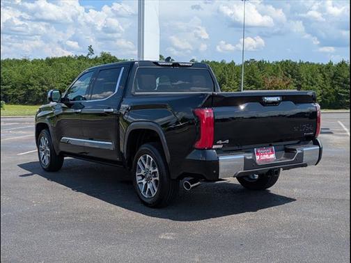 2025 Toyota Tundra Hybrid 1794 Edition