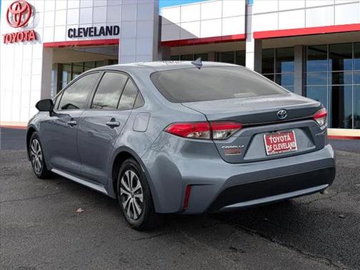 2022 Toyota Corolla Hybrid LE