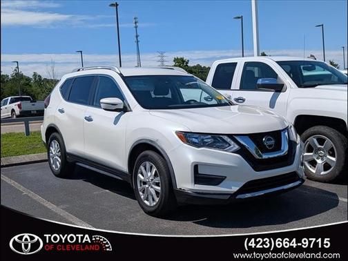 Pearl White Tricoat 2020 Nissan Rogue SV
