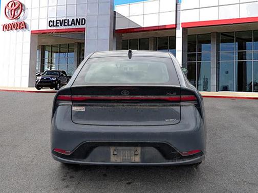 2024 Toyota Prius XLE