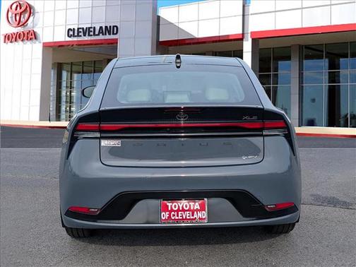 2024 Toyota Prius XLE