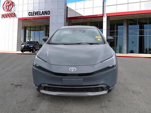 2024 Toyota Prius XLE