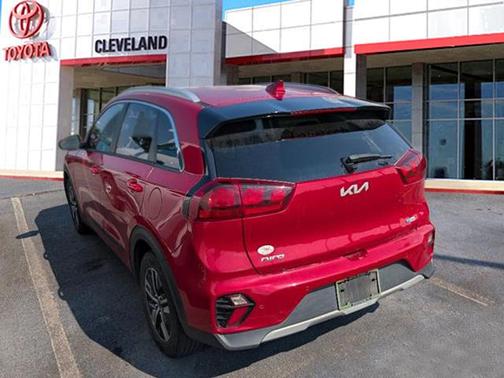 2022 Kia Niro LXS