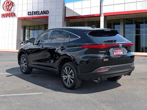 2024 Toyota Venza LE