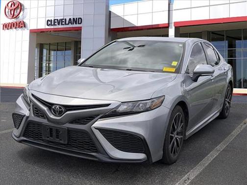 Celestial Silver Metallic 2023 Toyota Camry SE