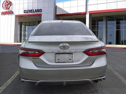 Celestial Silver Metallic 2023 Toyota Camry SE