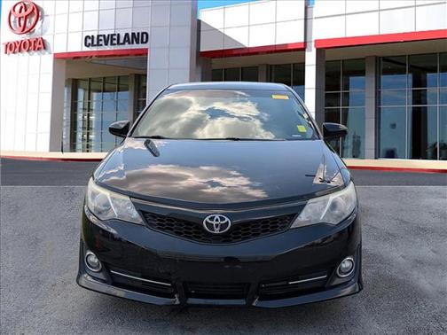 Attitude Black 2014 Toyota Camry SE