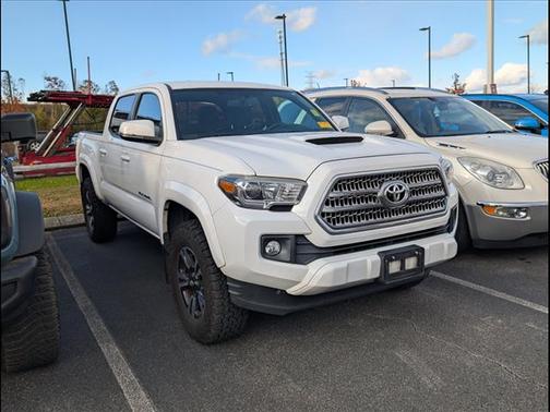 2017 Toyota Tacoma TRD Sport