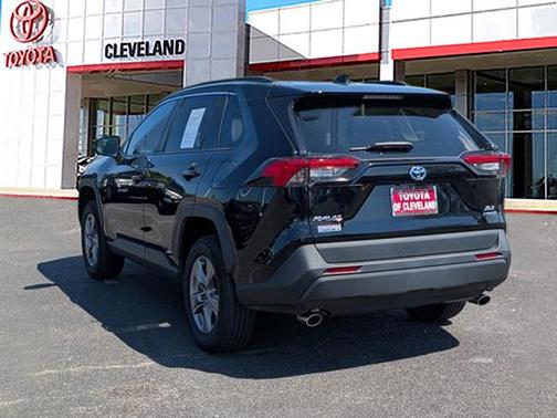 2024 Toyota RAV4 Hybrid XLE