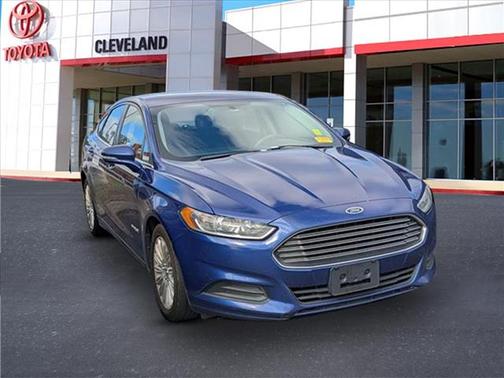 2016 Ford Fusion Hybrid SE