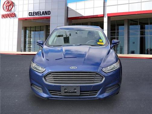 2016 Ford Fusion Hybrid SE