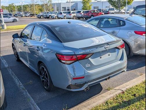 2025 Nissan Sentra SR