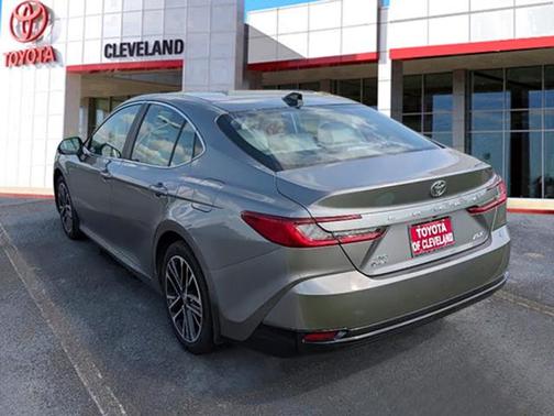 2025 Toyota Camry XLE