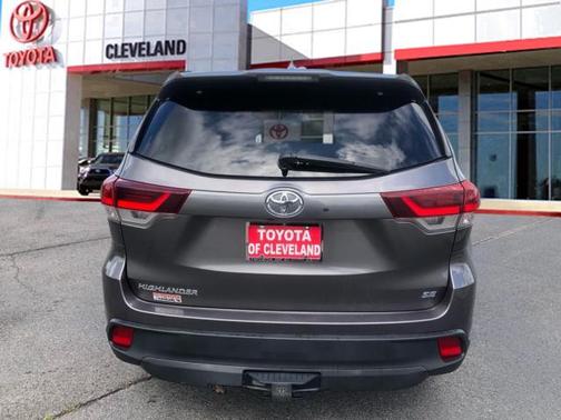 2019 Toyota Highlander SE