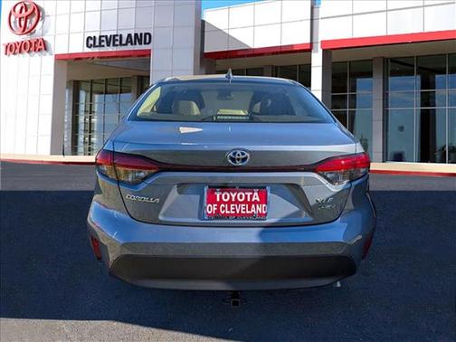 2025 Toyota Corolla Hybrid SE