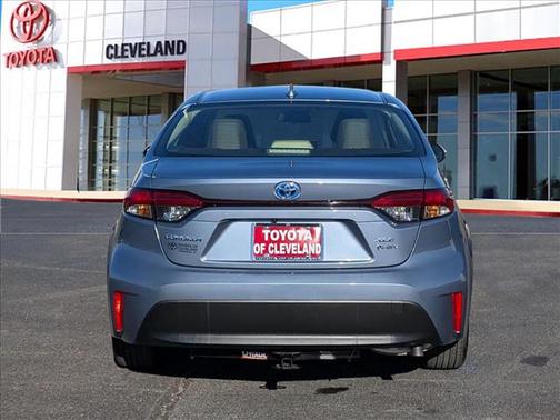 2025 Toyota Corolla Hybrid SE