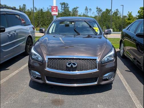 2019 INFINITI Q70 3.7 LUXE