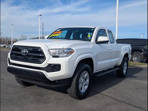 2016 Toyota Tacoma SR