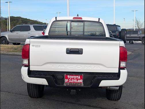 2016 Toyota Tacoma SR