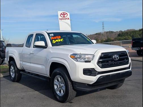 2016 Toyota Tacoma SR