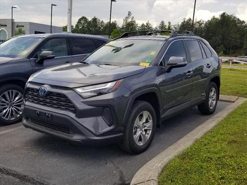 2024 Toyota RAV4 Hybrid XLE