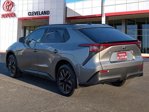 2026 Toyota bZ XLE Plus