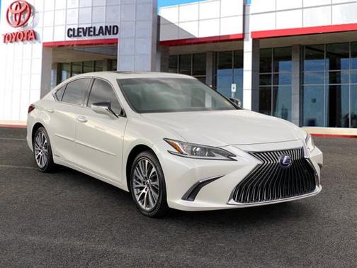 2021 Lexus ES 300h Base